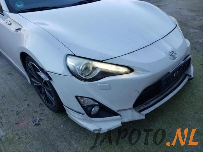 Toyota GT 86 2.0 16V Épave (2014, Blanc)