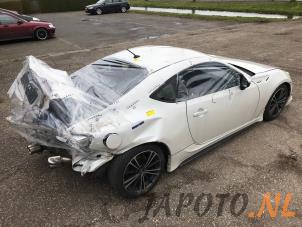 Toyota GT 86 2.0 16V Épave (2014, Blanc)