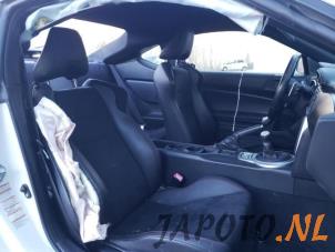 Toyota GT 86 2.0 16V Épave (2014, Blanc)