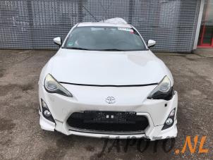Toyota GT 86 2.0 16V Épave (2014, Blanc)