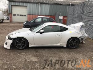 Toyota GT 86 2.0 16V Épave (2014, Blanc)