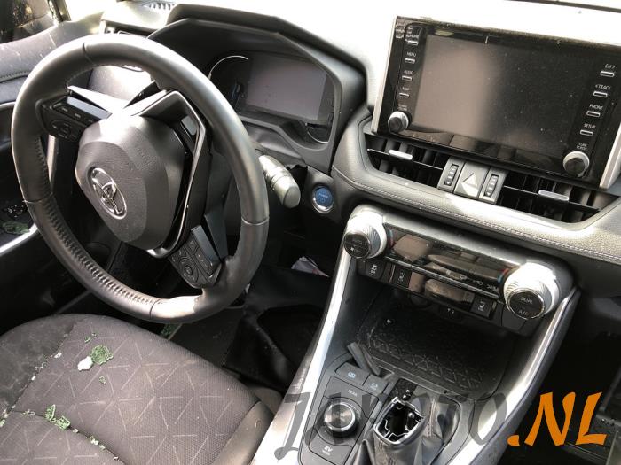 Toyota RAV4 2.5 Hybrid 16V AWD Schrottauto (2019, Schwarz)
