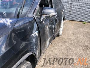 Toyota RAV4 2.5 Hybrid 16V AWD Vehículo de desguace (2019, Negro)