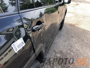 Toyota RAV4 2.5 Hybrid 16V AWD Vehículo de desguace (2019, Negro)