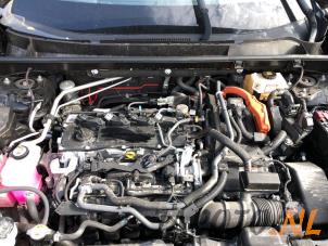 Toyota RAV4 2.5 Hybrid 16V AWD Vehículo de desguace (2019, Negro)