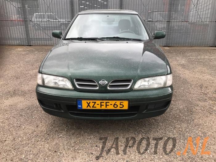 Nissan Primera 2.0 SRi 16V Salvage vehicle (1999, Green)