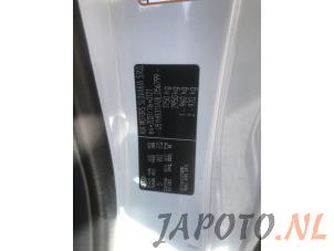 Kia Pro cee'd 1.4 CVVT 16V Épave (2010, Blanc)