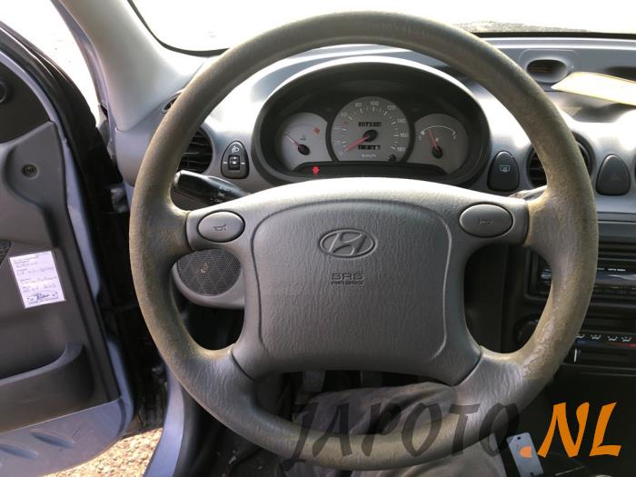 Hyundai Atos 1.1 12V Samochód złomowany (2004, Szary)