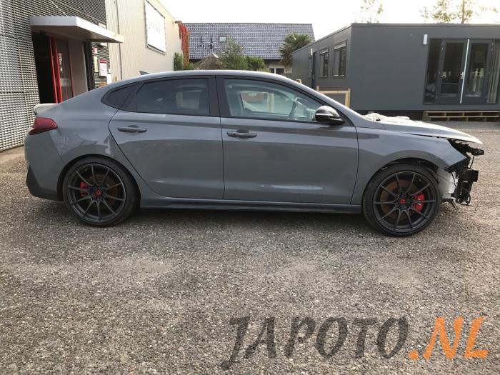 Hyundai i30 Fastback 2.0 N Turbo 16V Samochód złomowany