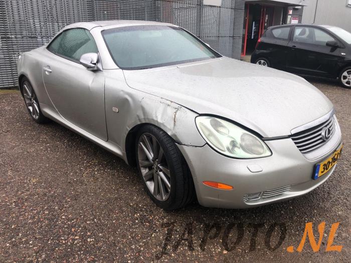 Lexus SC 430 4.3i 32V VVT-i Épave (2002, Gris)