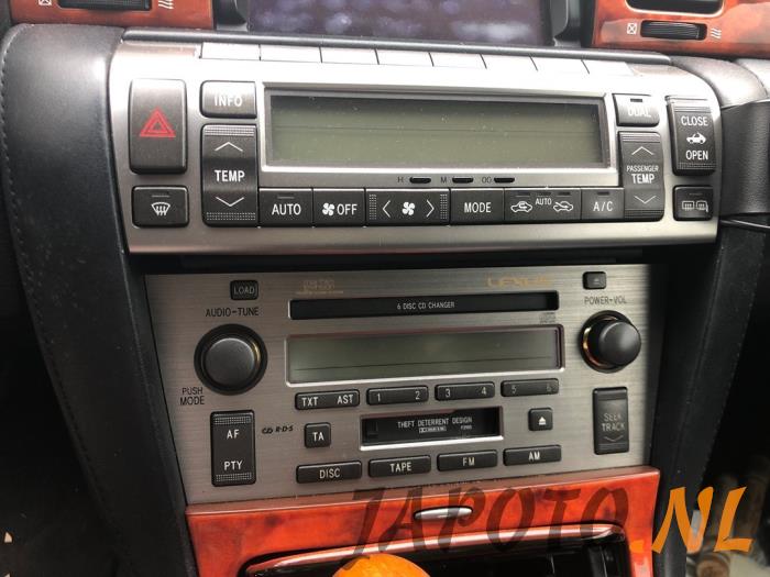 Lexus SC 430 4.3i 32V VVT-i Épave (2002, Gris)