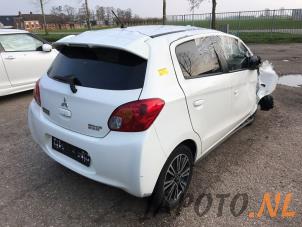 Mitsubishi Space Star 1.2 12V Épave (2015, Blanc)