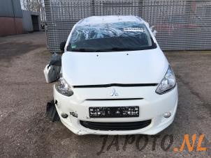 Mitsubishi Space Star 1.2 12V Épave (2015, Blanc)