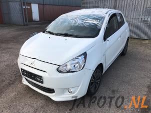 Mitsubishi Space Star 1.2 12V Épave (2015, Blanc)