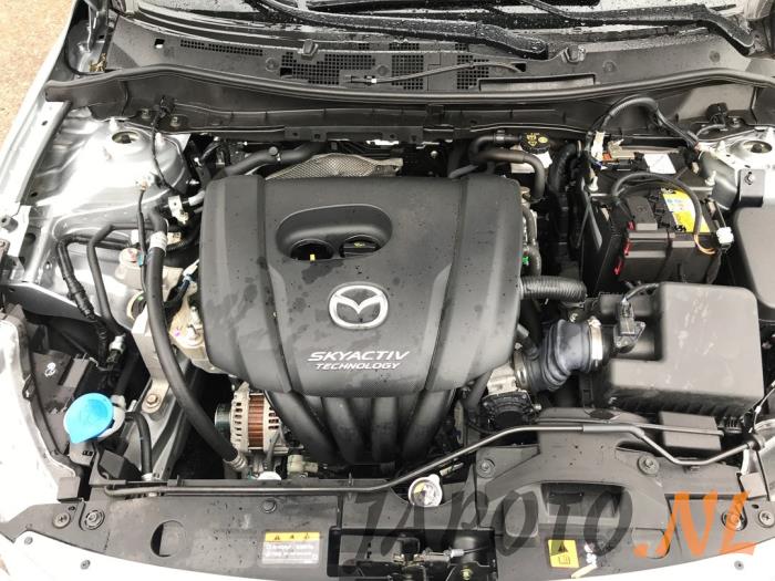 Mazda 2 1.5 SkyActiv-G 90 Samochód złomowany (2018, Szary)