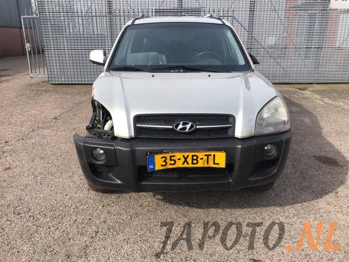 Hyundai Tucson 2.0 16V CVVT 4x2 Épave (2007, Gris)