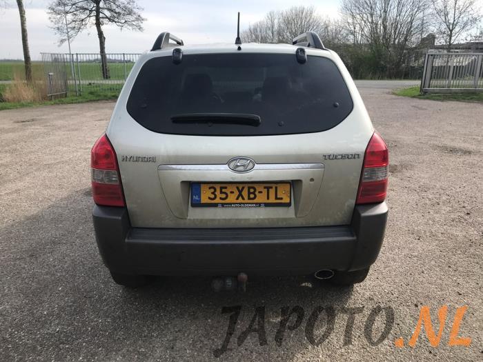 Hyundai Tucson 2.0 16V CVVT 4x2 Épave (2007, Gris)