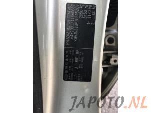 Hyundai Tucson 2.0 16V CVVT 4x2 Épave (2007, Gris)