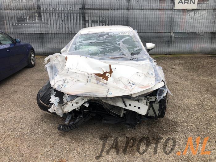 Mazda 3 Sport 2.0 SkyActiv-X M Hybrid 16V Vehículo de desguace (2020, Blanco)