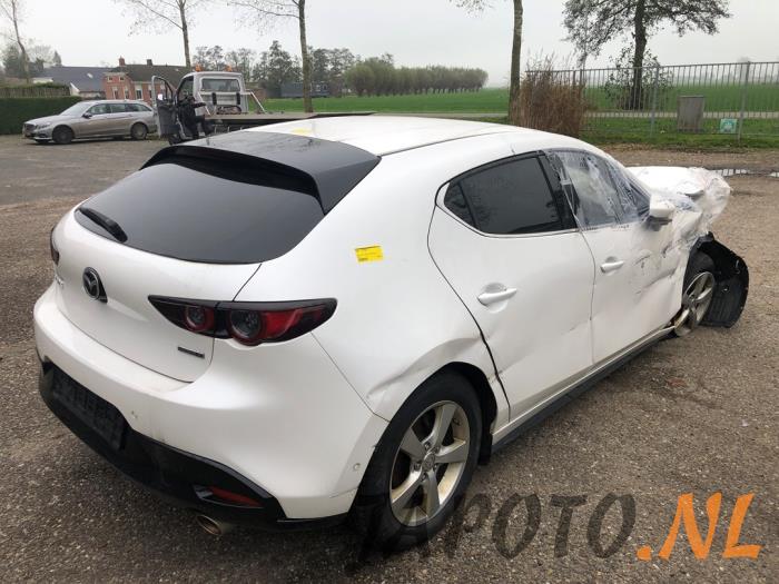 Mazda 3 Sport 2.0 SkyActiv-X M Hybrid 16V Vehículo de desguace (2020, Blanco)