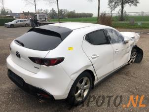 Mazda 3 Sport 2.0 SkyActiv-X M Hybrid 16V Vehículo de desguace (2020, Blanco)