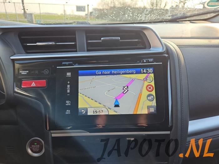 Honda Jazz 1.3 -i-VTEC 16V Épave (2017, Gris)