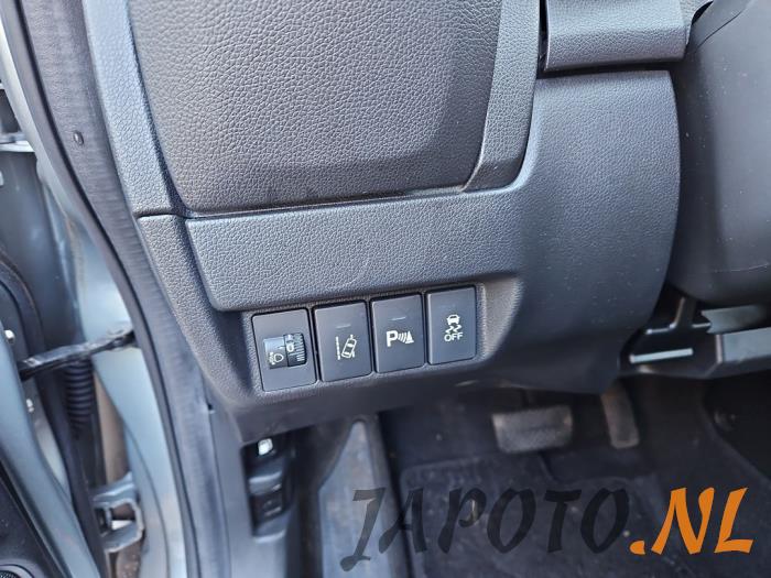 Honda Jazz 1.3 -i-VTEC 16V Épave (2017, Gris)