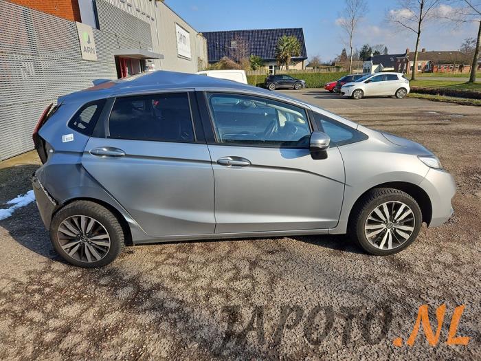 Honda Jazz 1.3 -i-VTEC 16V Épave (2017, Gris)
