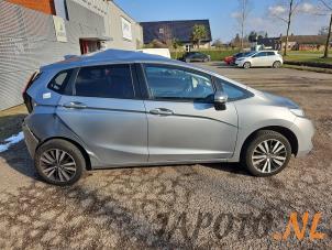 Honda Jazz 1.3 -i-VTEC 16V Épave (2017, Gris)