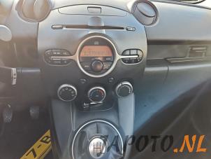 Mazda 2 1.3 16V S-VT High Power Samochód złomowany (2009, Czarny)