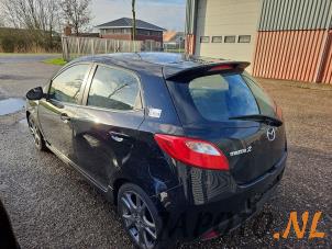 Mazda 2 1.3 16V S-VT High Power Samochód złomowany (2009, Czarny)