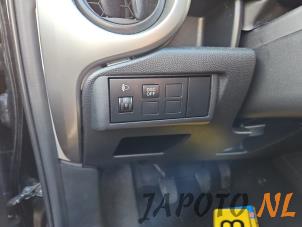 Mazda 2 1.3 16V S-VT High Power Samochód złomowany (2009, Czarny)