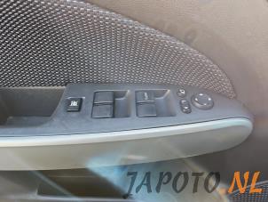 Mazda 2 1.3 16V S-VT High Power Samochód złomowany (2009, Czarny)