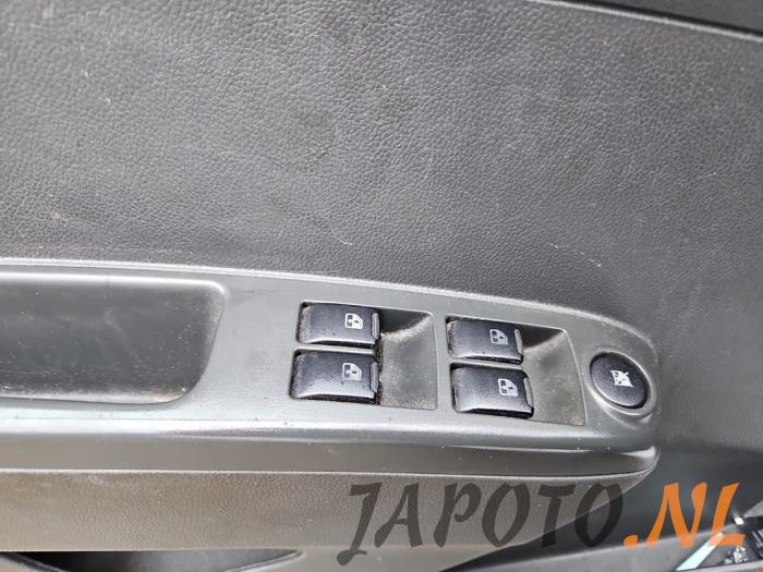 Chevrolet Spark 1.0 16V Bifuel Épave (2011, Blanc)