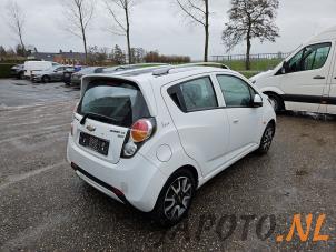 Chevrolet Spark 1.0 16V Bifuel Épave (2011, Blanc)