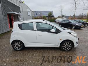 Chevrolet Spark 1.0 16V Bifuel Épave (2011, Blanc)