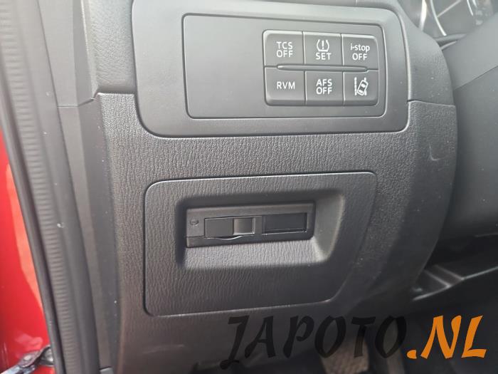 Mazda CX-5 I 2.2 Skyactiv D 150 16V 4WD Vehículo de desguace (2014, Rojo)