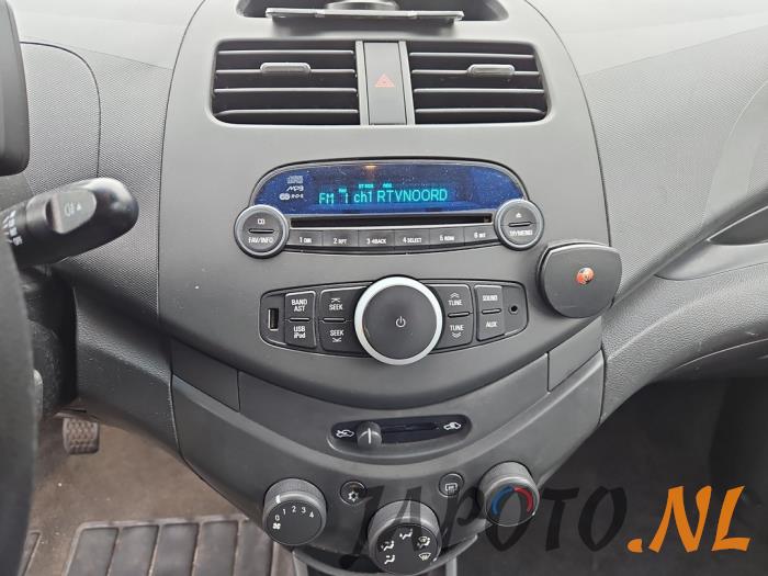 Chevrolet Spark 1.0 16V Bifuel Épave (2012, Noir)