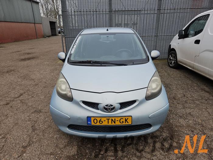Toyota Aygo 1.0 12V VVT-i Vehículo de desguace (2006, Azul, Antracita)