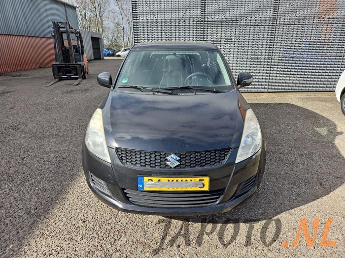 Suzuki Swift 1.2 16V Épave (2012, Noir)