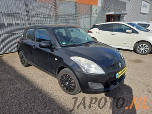 Suzuki Swift 1.2 16V Épave (2012, Noir)