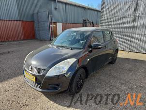 Suzuki Swift 1.2 16V Épave (2012, Noir)