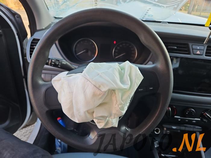Hyundai i20 1.2i 16V Schrottauto (2017, Weiß)