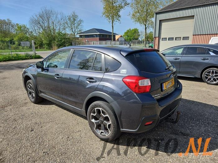 Subaru XV 1.6 AWD 16V Samochód złomowany (2014, Szary)
