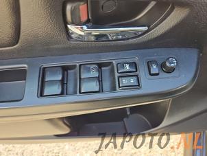 Subaru XV 1.6 AWD 16V Samochód złomowany (2014, Szary)