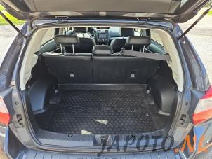 Subaru XV 1.6 AWD 16V Samochód złomowany (2014, Szary)