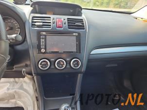 Subaru XV 1.6 AWD 16V Samochód złomowany (2014, Szary)