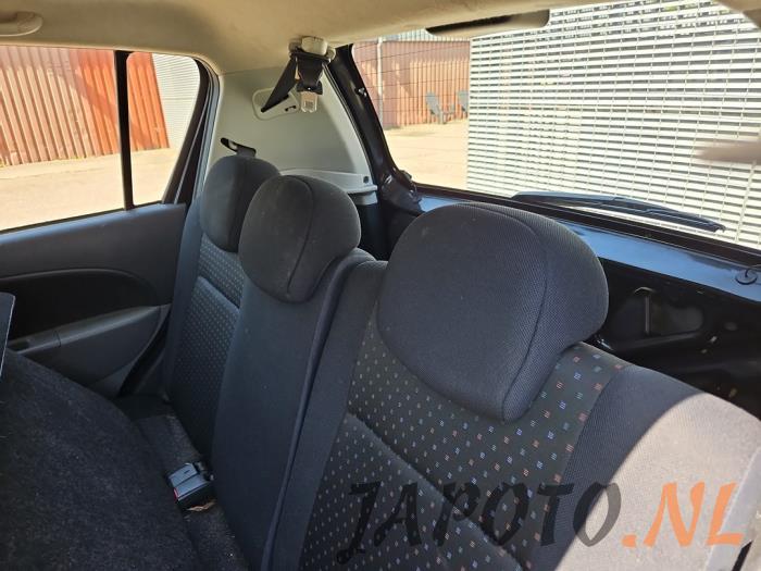 Daihatsu Sirion 2 1.0 12V DVVT Schrottauto (2009, Schwarz)
