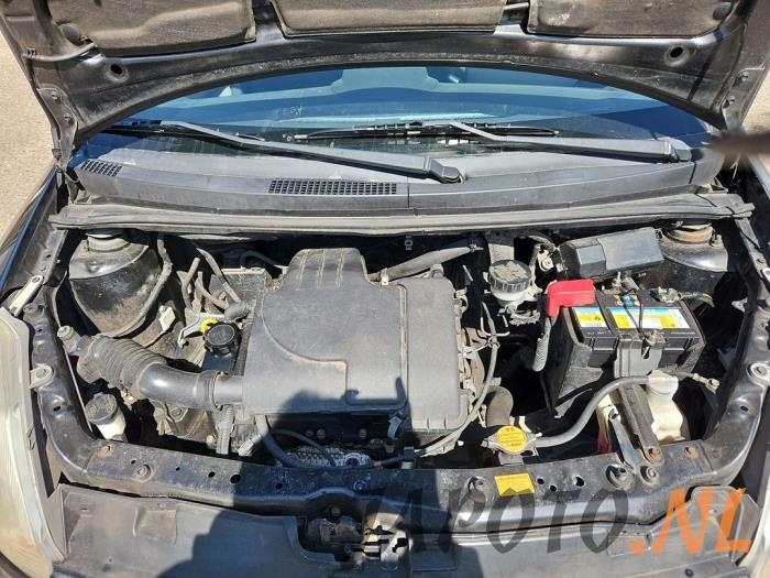 Daihatsu Sirion 2 1.0 12V DVVT Schrottauto (2009, Schwarz)
