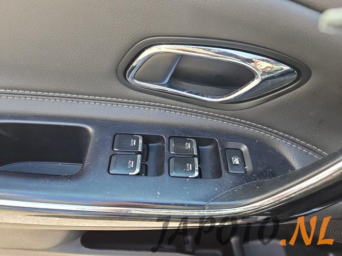 Kia Cee'd 1.0i T-GDi 12V 120 Épave (2018, Gris)